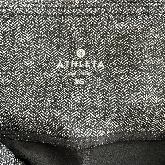 Athleta Black Grey Herringbone Faux Leather Zippered Pockets Leggings Size XS - Picture 10 of 11